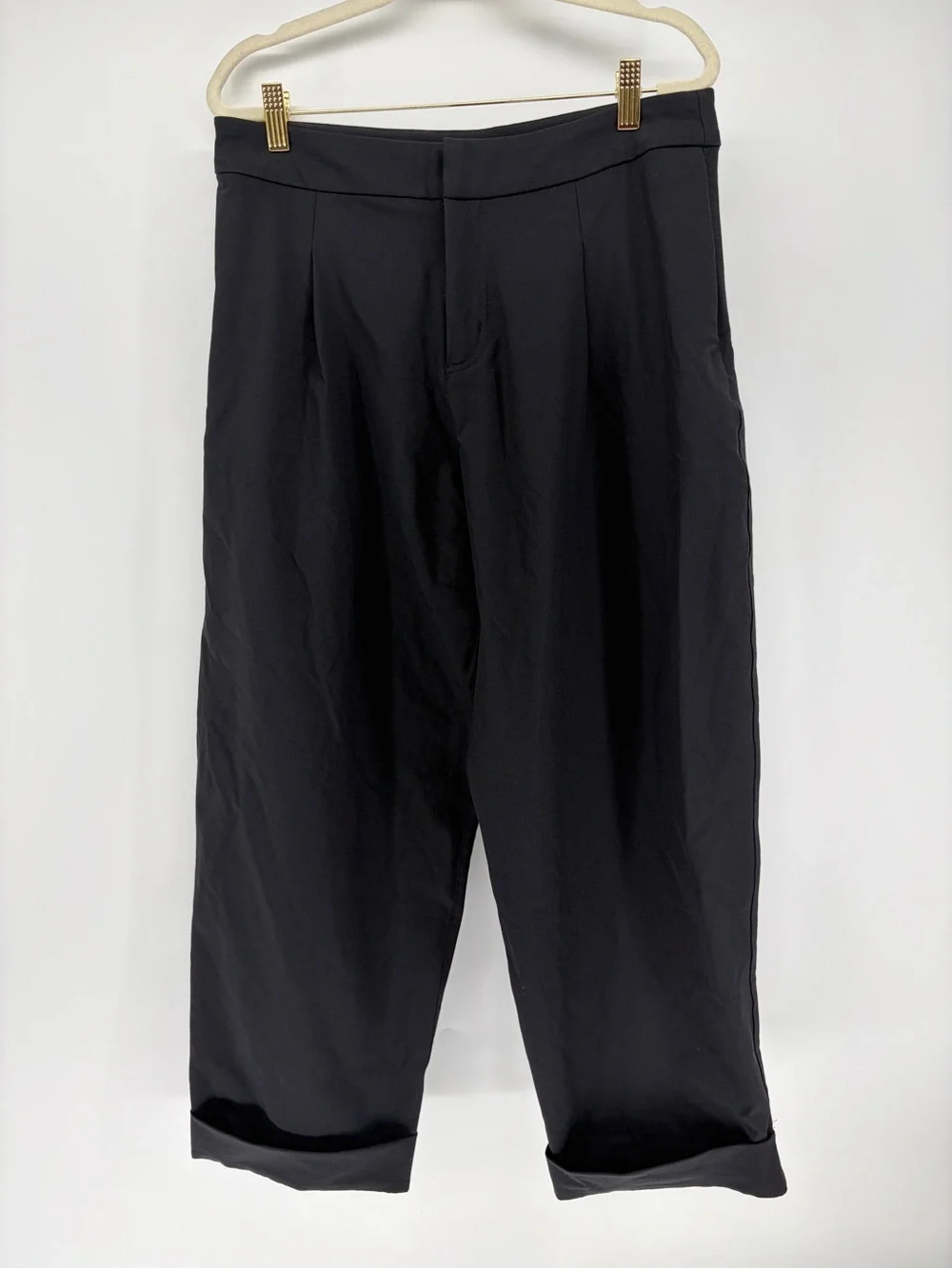 Lululemon Ankle Cuffed Pleated Trouser Rare Best fit M (10/12) see measurements